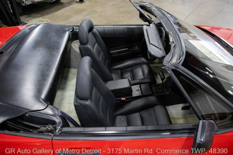 1990 Cadillac Allante - Image 15 of 20