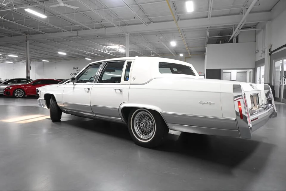 1990 Cadillac Brougham - Image 2 of 18