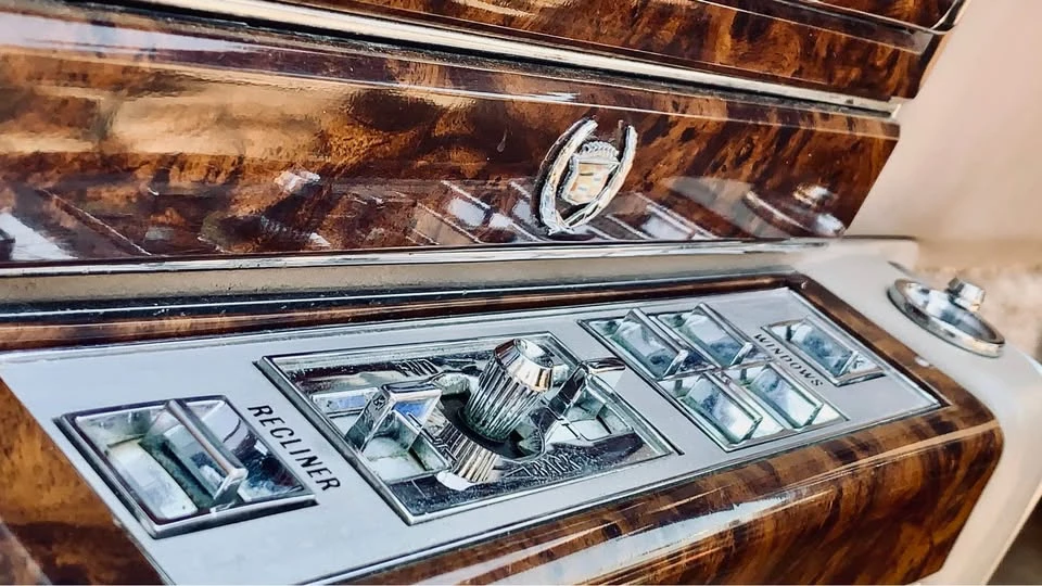 1990 Cadillac Brougham - Image 6 of 20