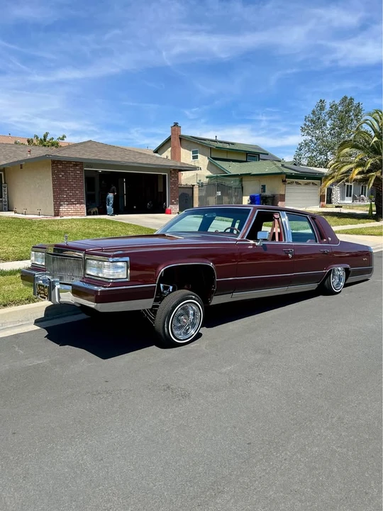 1990 Cadillac Brougham - Image 5 of 20