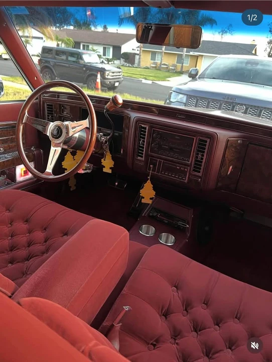 1990 Cadillac Brougham - Image 15 of 20