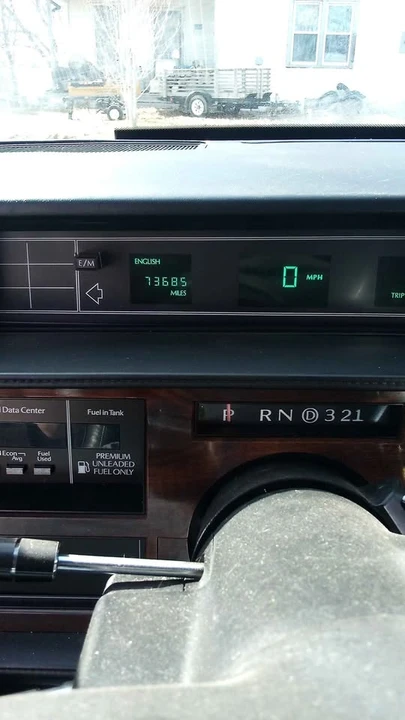 1990 Cadillac DeVille 6th Gen - Image 5 of 8