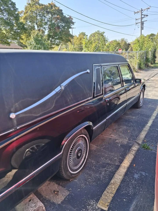 1990 Cadillac DTS - Image 3 of 6