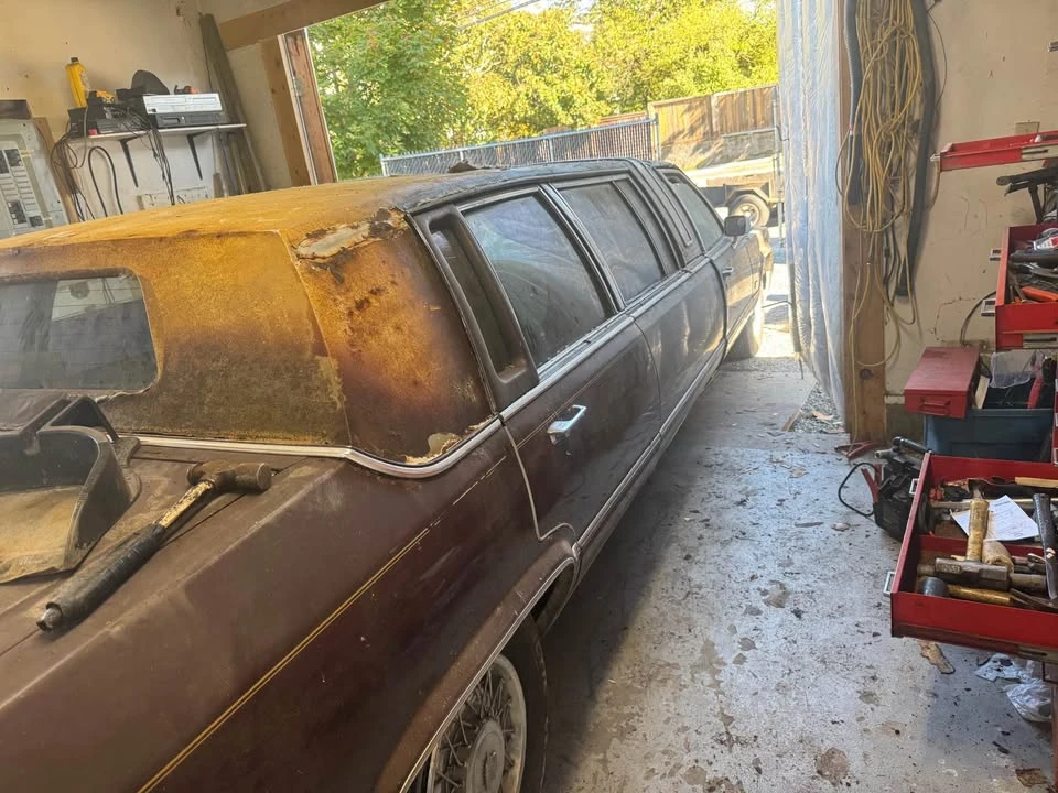 1990 Cadillac Series 70 & 75 - Image 8 of 9