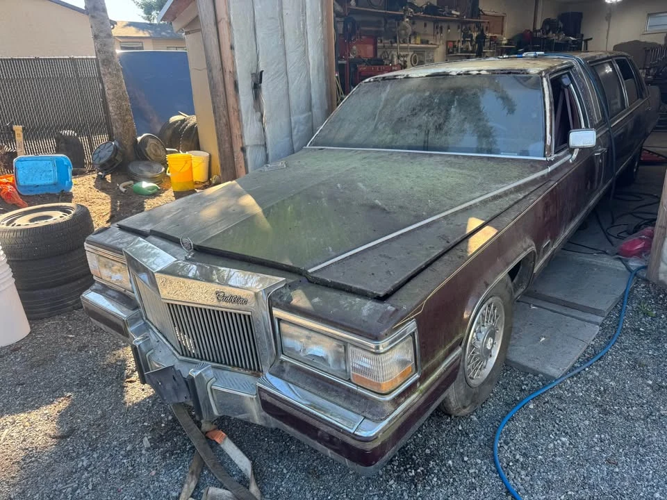 1990 Cadillac Series 70 & 75 - Image 3 of 9