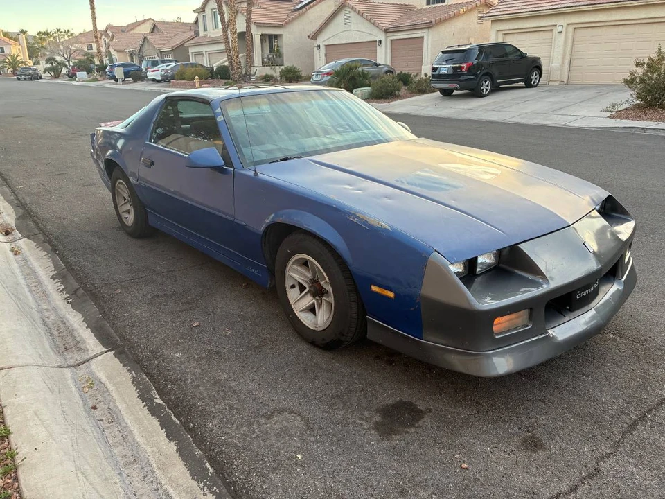 1990 Chevrolet Camaro 3rd Gen - Image 6 of 13
