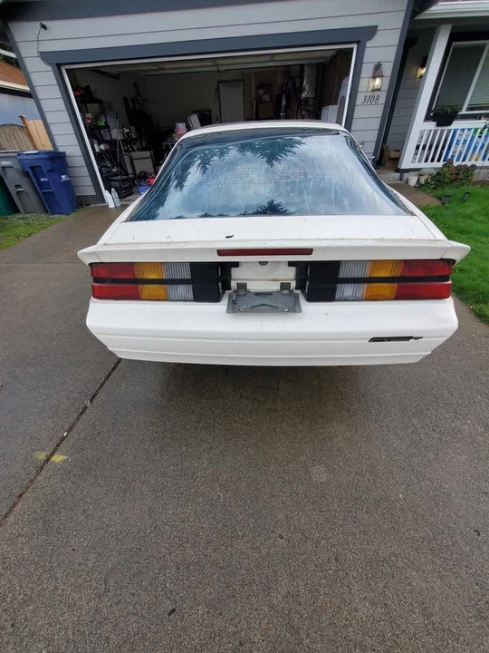 1990 Chevrolet Camaro 3rd Gen - Image 2 of 7
