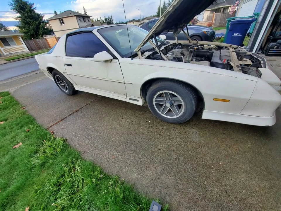 1990 Chevrolet Camaro 3rd Gen - Image 3 of 7