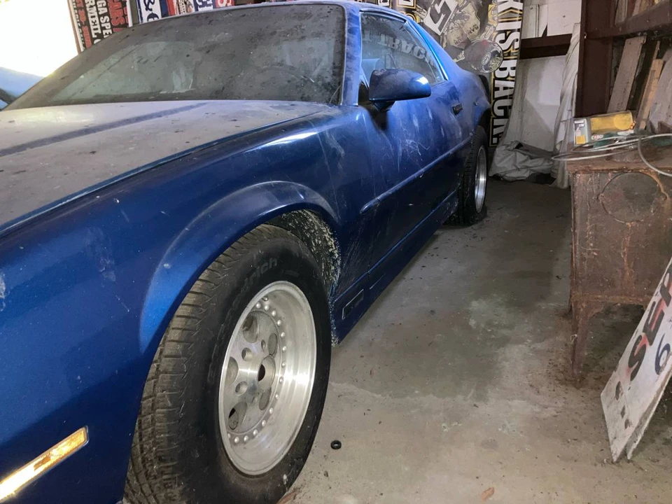 1990 Chevrolet Camaro 3rd Gen - Image 4 of 16