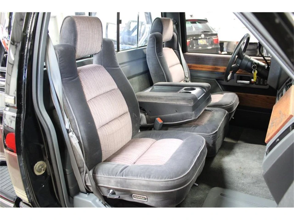 1990 Chevrolet C/K 4th Gen - Image 23 of 31