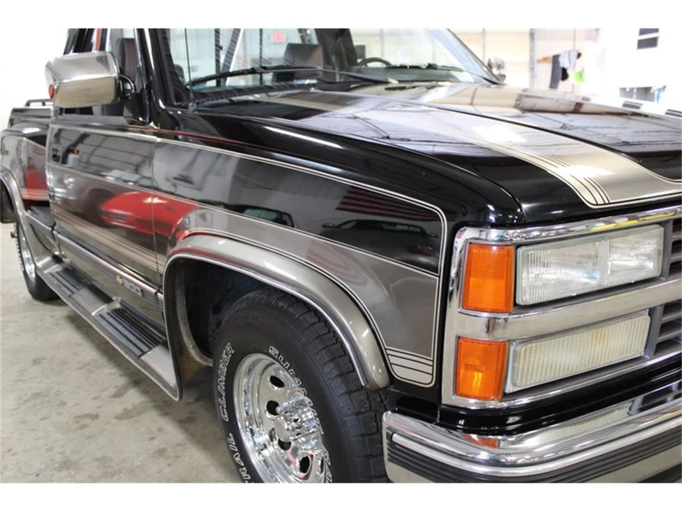 1990 Chevrolet C/K 4th Gen - Image 13 of 31