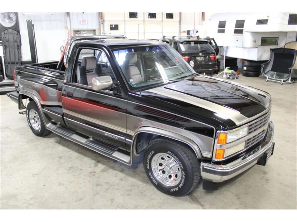 1990 Chevrolet C/K 4th Gen - Image 17 of 31