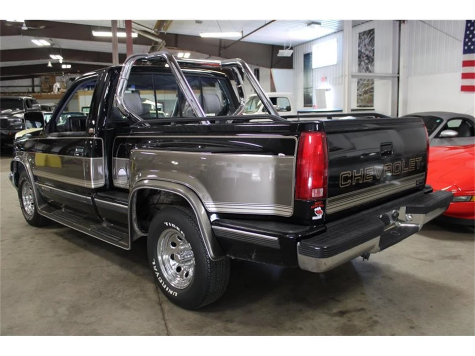 1990 Chevrolet C/K 4th Gen - Image 4 of 31