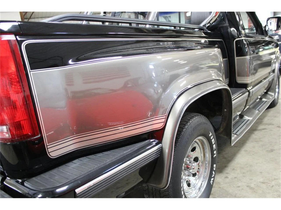 1990 Chevrolet C/K 4th Gen - Image 12 of 31