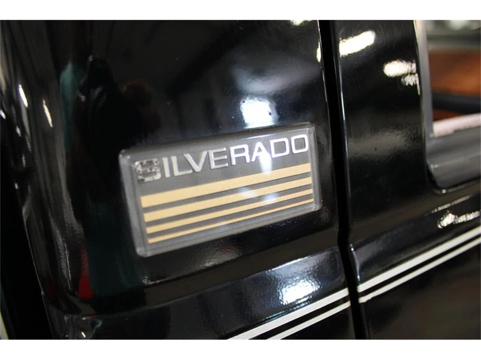 1990 Chevrolet C/K 4th Gen - Image 26 of 31