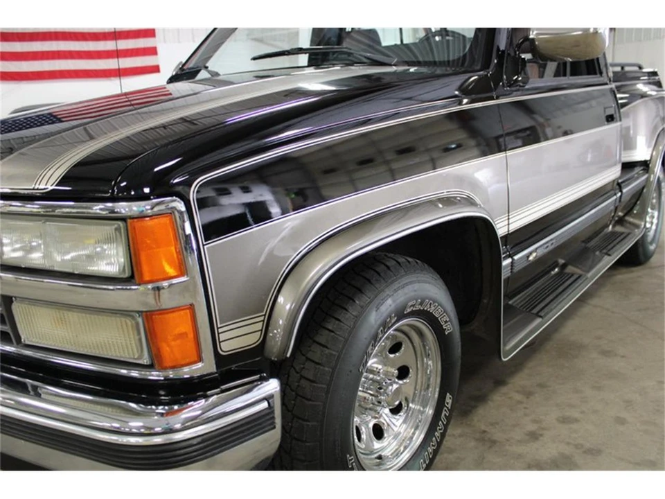 1990 Chevrolet C/K 4th Gen - Image 10 of 31
