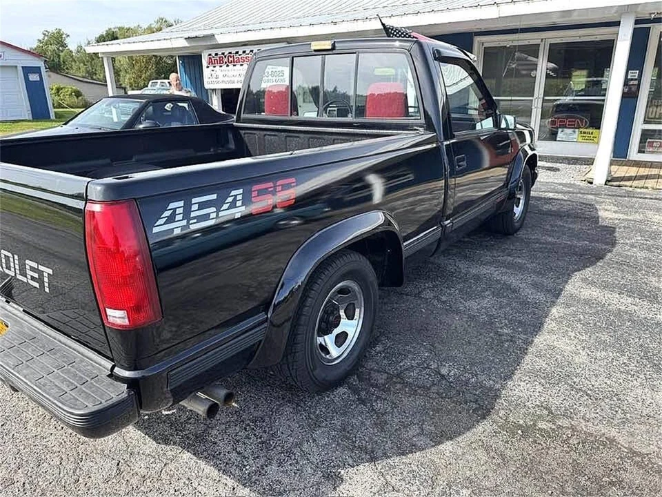 1990 Chevrolet C/K 4th Gen - Image 4 of 13