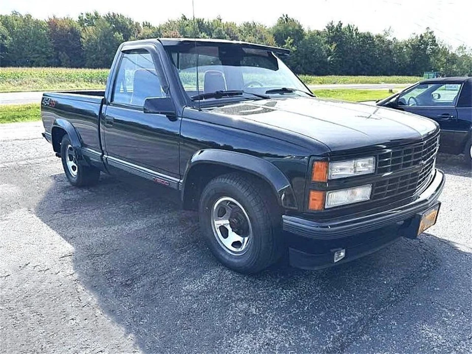 1990 Chevrolet C/K 4th Gen - Image 5 of 13