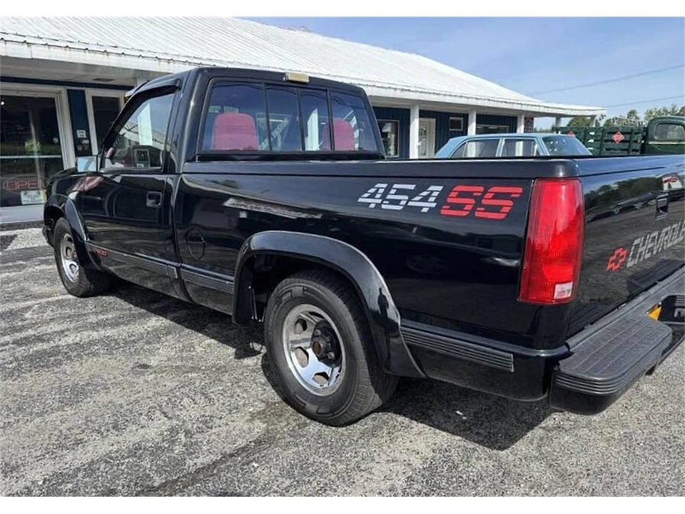 1990 Chevrolet C/K 4th Gen - Image 2 of 13