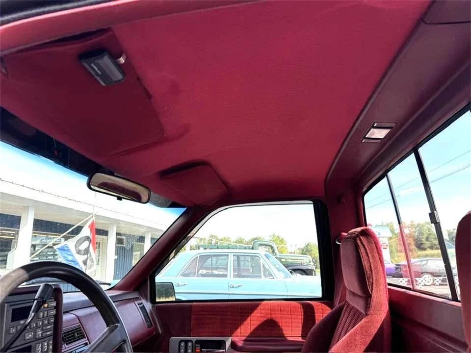 1990 Chevrolet C/K 4th Gen - Image 11 of 13