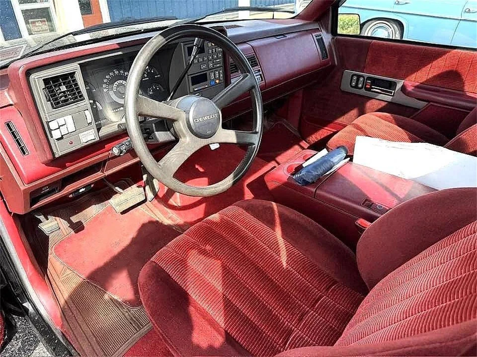 1990 Chevrolet C/K 4th Gen - Image 7 of 13