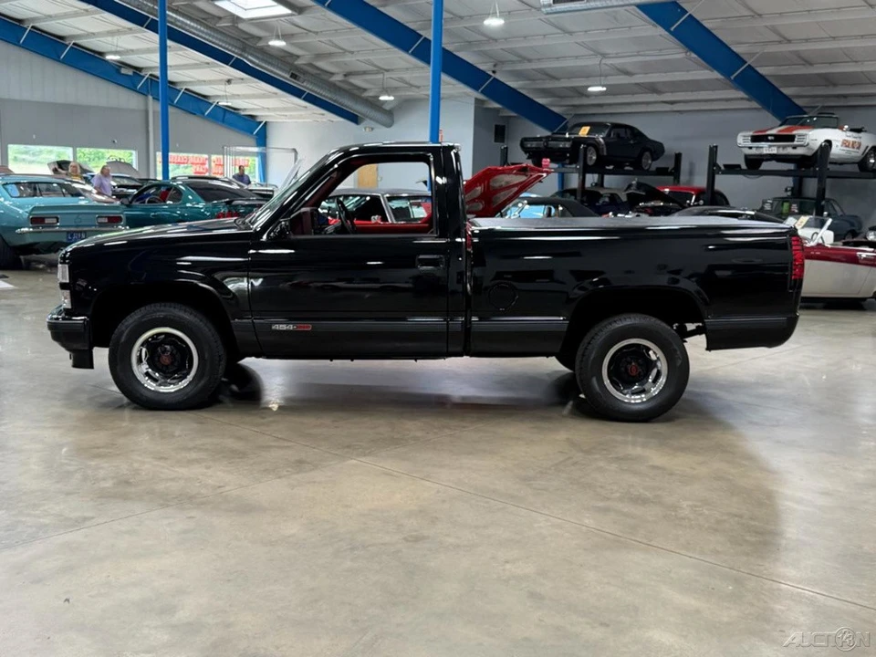 1990 Chevrolet C/K 4th Gen - Image 6 of 24