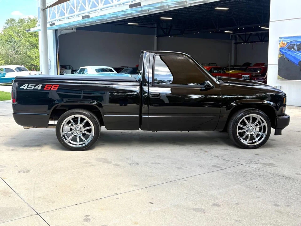 1990 Chevrolet C/K 4th Gen - Image 5 of 31