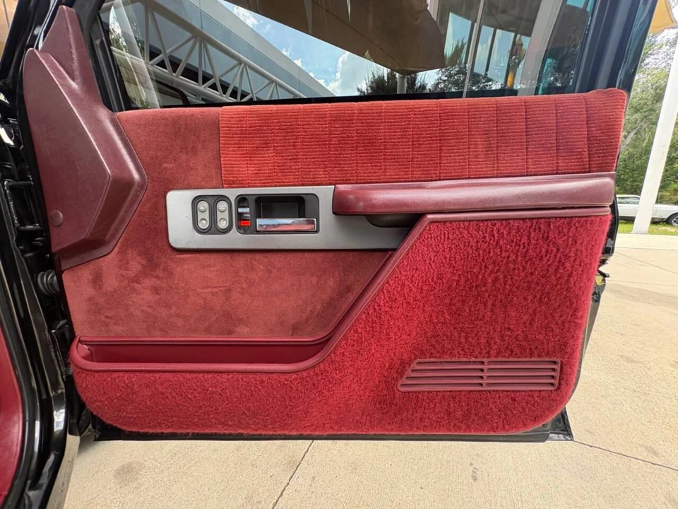 1990 Chevrolet C/K 4th Gen - Image 28 of 31