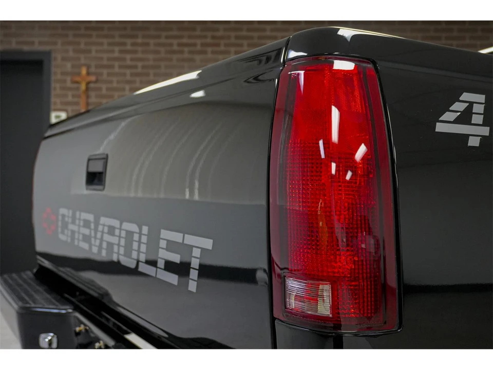1990 Chevrolet C/K 4th Gen - Image 3 of 31
