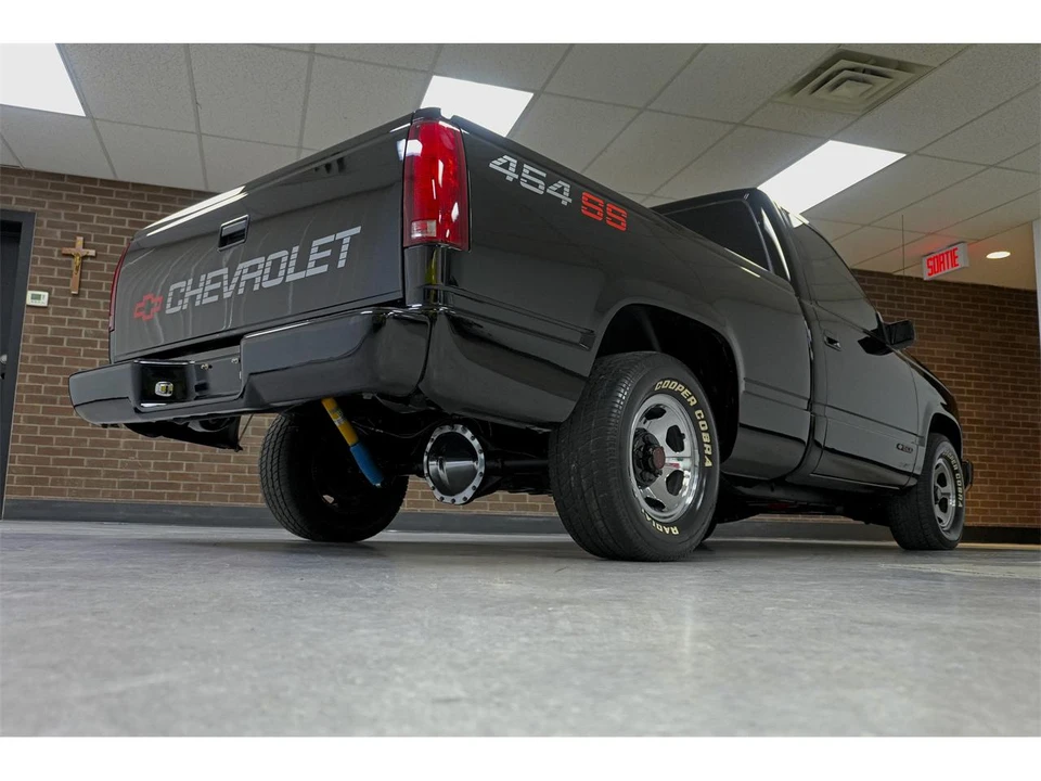 1990 Chevrolet C/K 4th Gen - Image 16 of 31