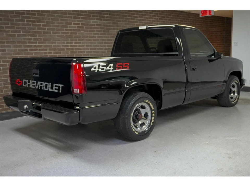 1990 Chevrolet C/K 4th Gen - Image 28 of 31