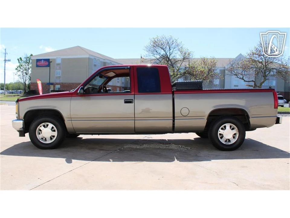 1990 Chevrolet C/K 4th Gen - Image 3 of 31