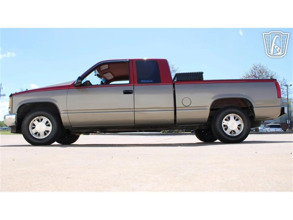 1990 Chevrolet C/K 4th Gen - Image 24 of 31
