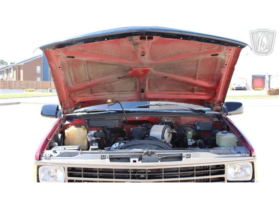 1990 Chevrolet C/K 4th Gen - Image 17 of 31