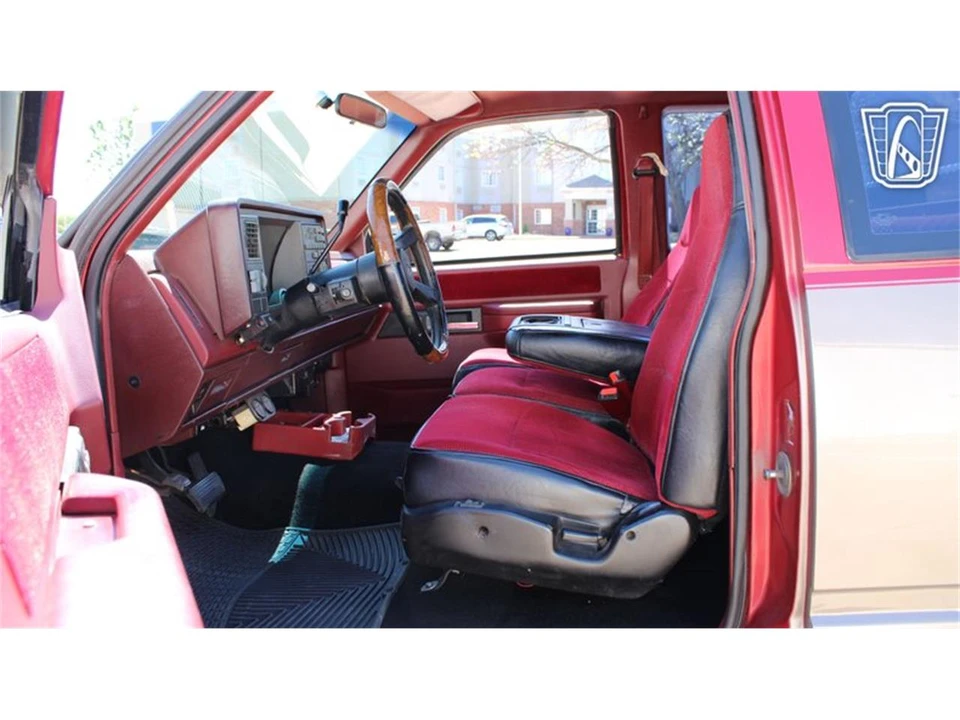 1990 Chevrolet C/K 4th Gen - Image 10 of 31