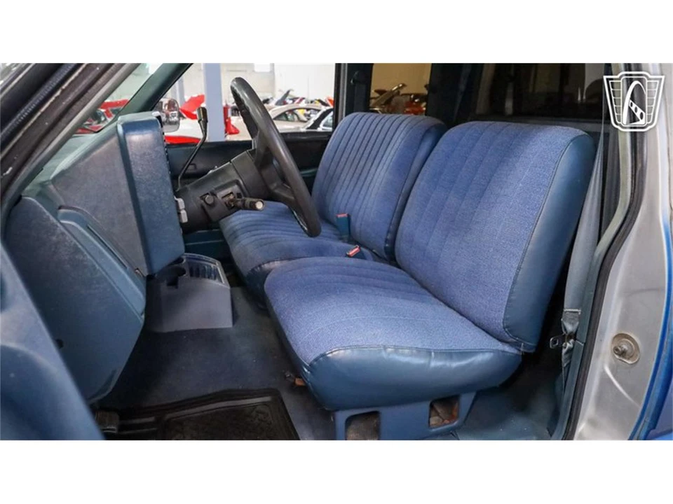 1990 Chevrolet C/K 4th Gen - Image 11 of 31