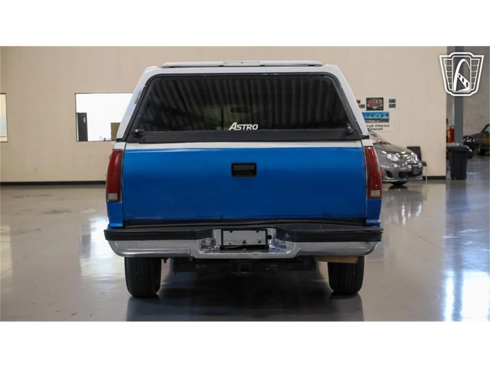 1990 Chevrolet C/K 4th Gen - Image 6 of 31