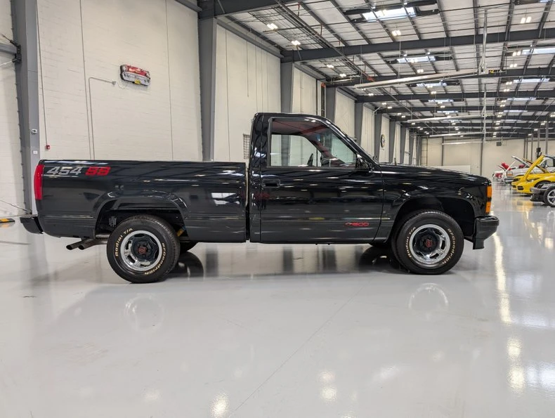 1990 Chevrolet 454 SS - Image 8 of 31