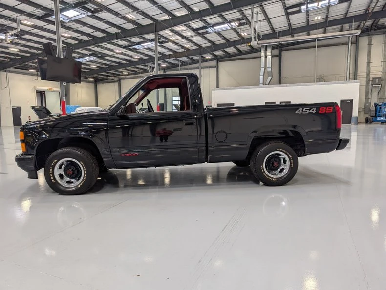1990 Chevrolet 454 SS - Image 6 of 31