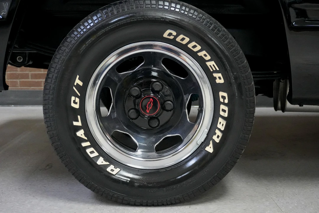 1990 Chevrolet 454 SS - Image 9 of 24
