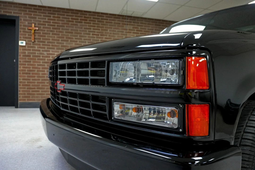 1990 Chevrolet 454 SS - Image 8 of 24