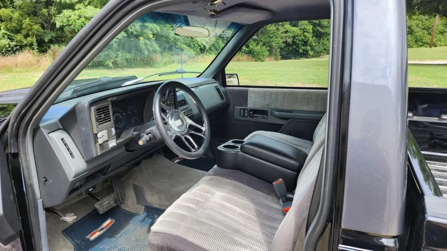 1990 Chevrolet C/K 4th Gen - Image 9 of 14