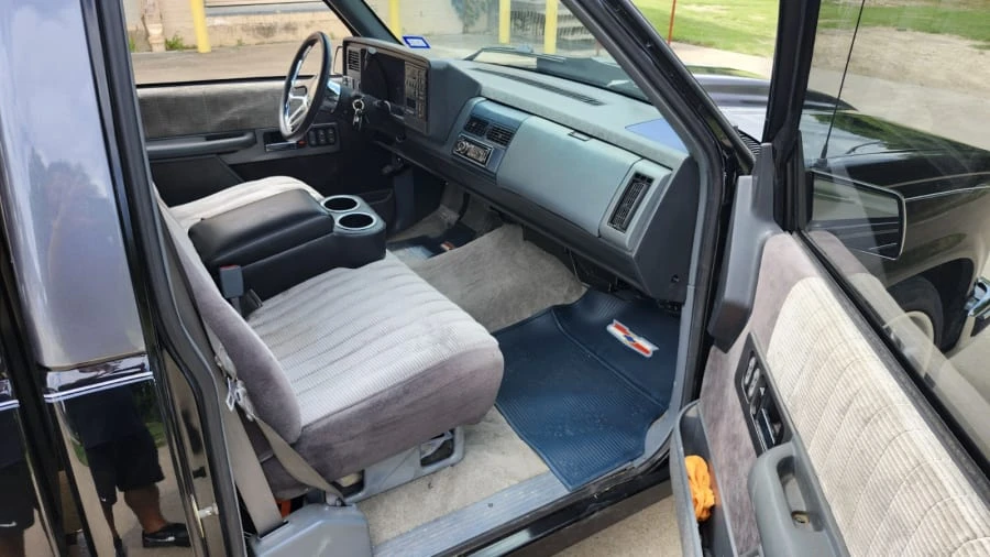 1990 Chevrolet C/K 4th Gen - Image 11 of 14