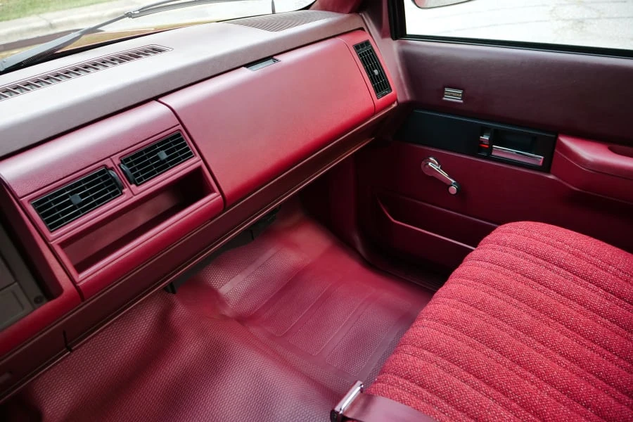 1990 Chevrolet C/K 4th Gen - Image 18 of 27