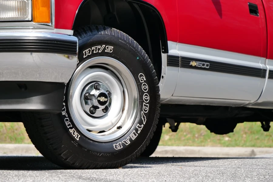 1990 Chevrolet C/K 4th Gen - Image 8 of 27