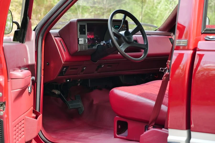 1990 Chevrolet C/K 4th Gen - Image 23 of 27