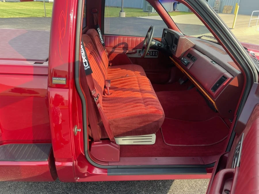 1990 Chevrolet C/K 4th Gen - Image 18 of 27