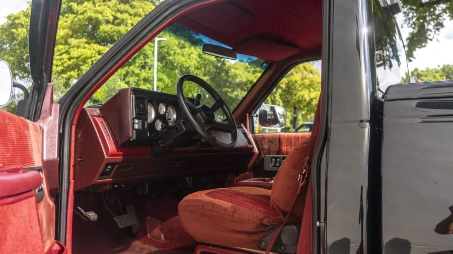 1990 Chevrolet C/K 4th Gen - Image 4 of 22
