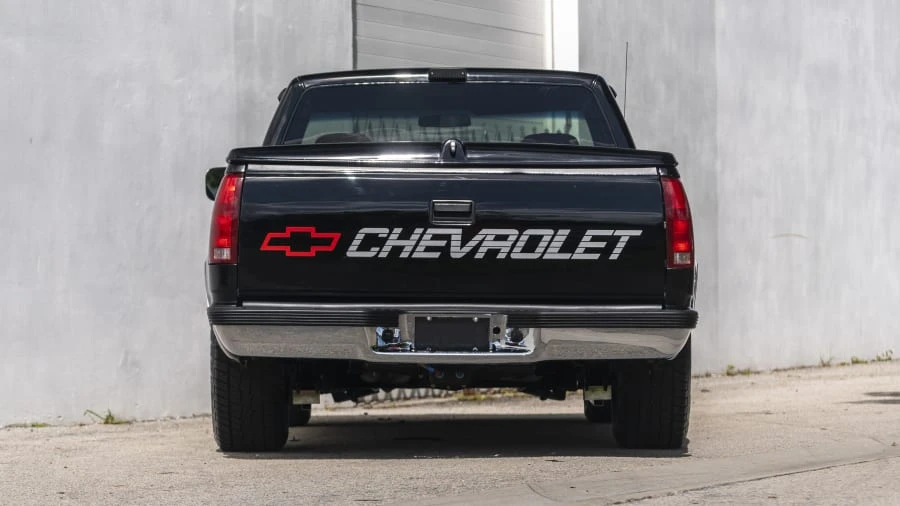 1990 Chevrolet C/K 4th Gen - Image 15 of 22