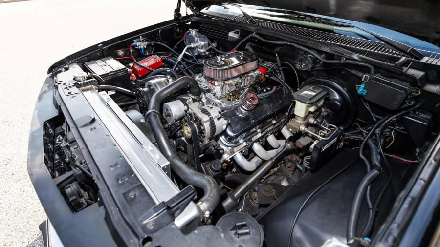 1990 Chevrolet C/K 4th Gen - Image 6 of 15